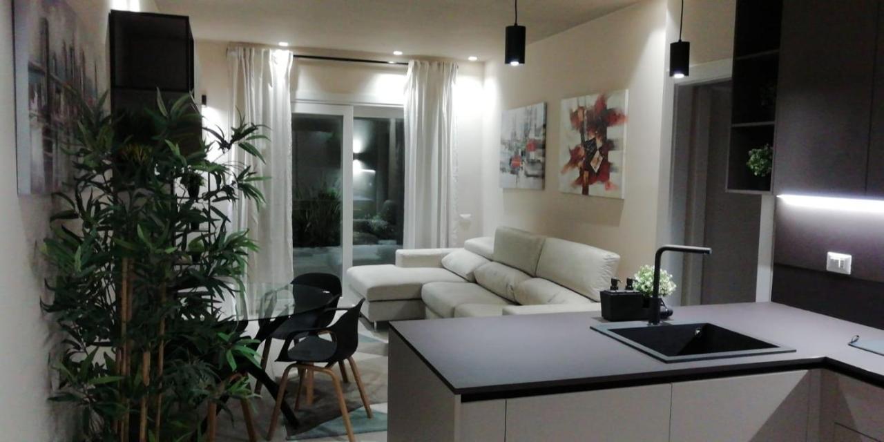 Town-Beach Home Civitanova Marche Exterior foto